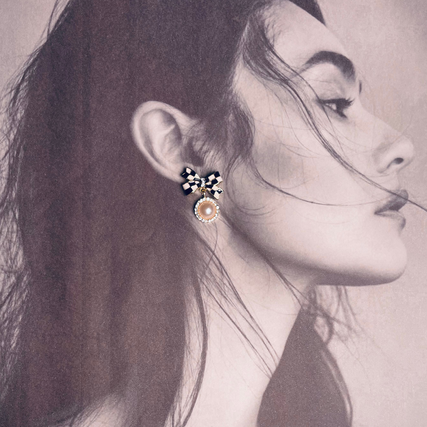 Ophelia Noir Earring