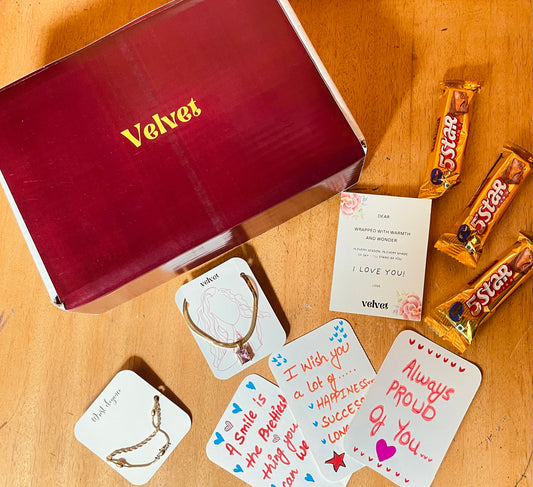 Timeless Grace – Elegant Necklace Gift Box with Personalised Card